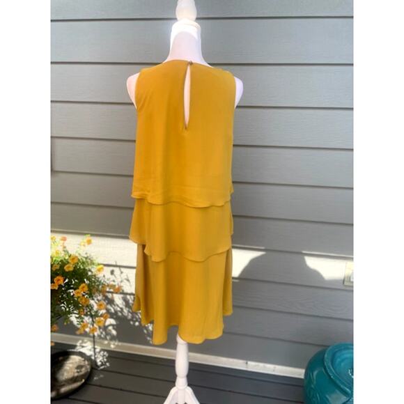 Banana Republic Size 8 Dress Yellow Gold‎ Layered Sleeveless - Picture 3 of 4